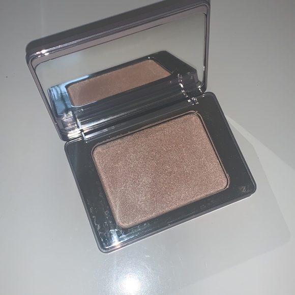 NATASHA DENONA super glow highlight - Picture 2 of 5